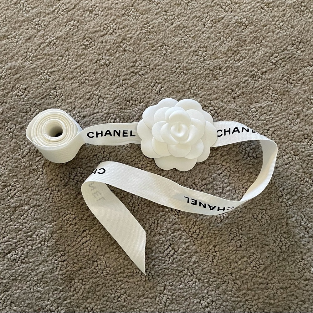 💯 Authentic CHANEL Ribbon - Picture 3 of 5